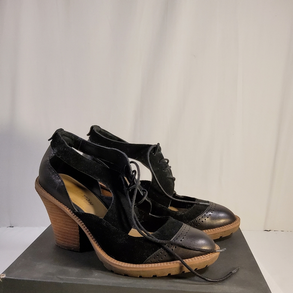 Kenneth Cole Reaction Kit N Cute heels 8M